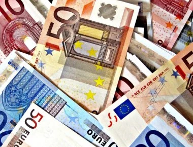 Άνθρωποι πού έγιναν πλούσιοι με τους πιο παράξενους τρόπους (βίντεο)